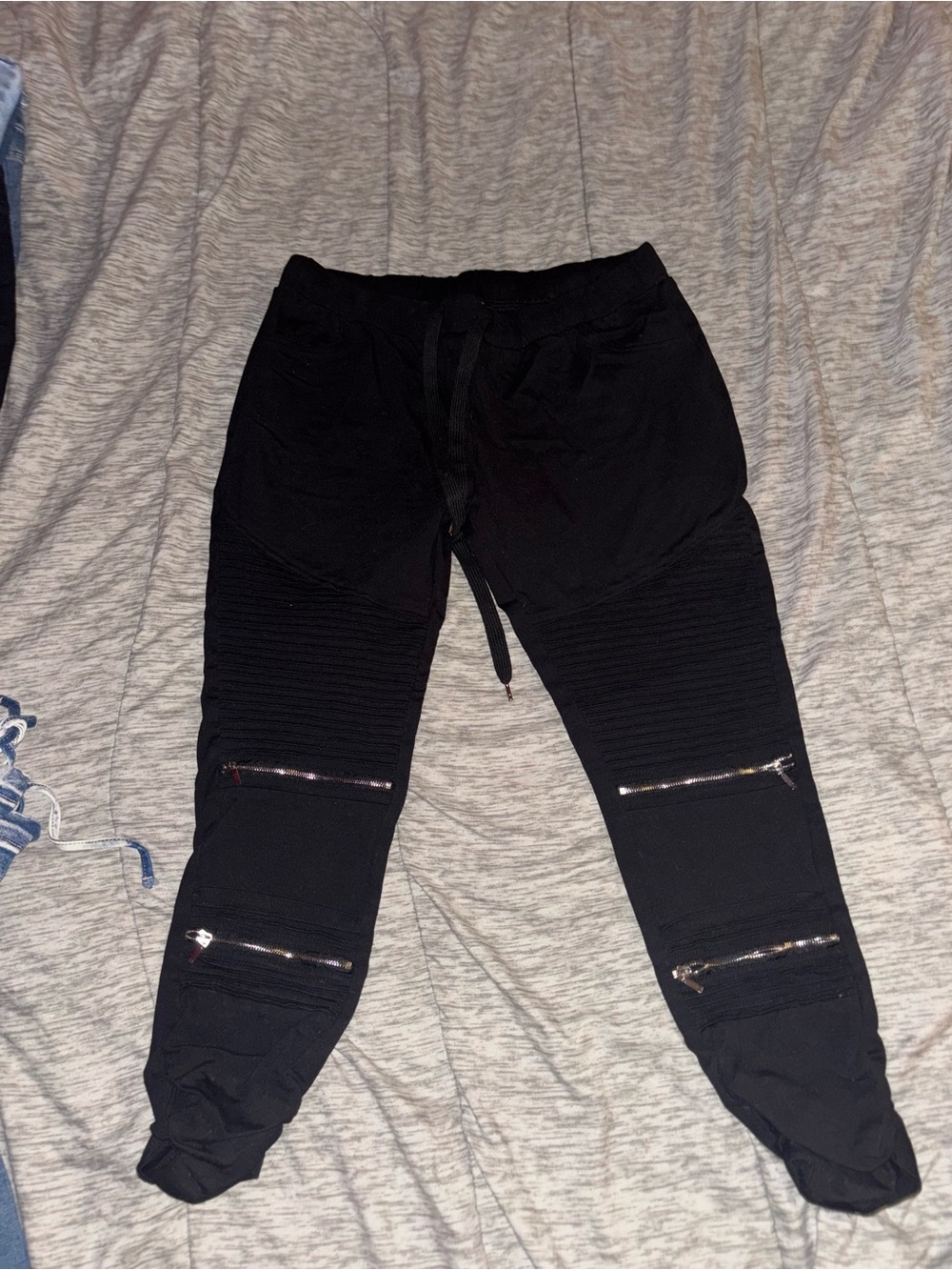 14 pair of jeans Light Blue & Black Distressed Women's Jeans Stack - Picture 6 of 15